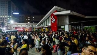 سكان في الفلبين يهرعون للشارع بعد زلزال مدمر