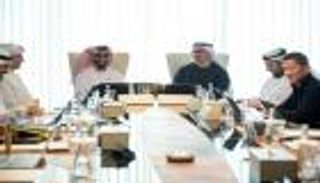 بحضور خالد بن محمد بن زايد.. طحنون بن زايد يترأس اجتماع «مجلس الذكاء الاصطناعي»