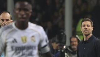 فينيسيوس جونيور وتشابي ألونسو