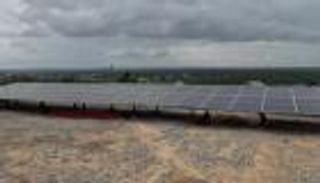 من الوقود إلى الألواح الشمسية.. تحوّل استراتيجي في نيجيريا 