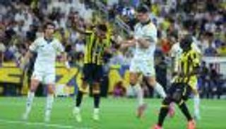 صديق رونالدو.. الاتحاد السعودي يتفق مع مدربه الجديد