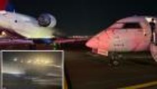 نجاة ركاب طائرتين بعد تصادم على مدرج مطار نيويورك