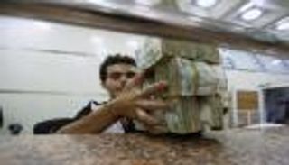 الريال اليمني يحقق قفزة تاريخية.. تراجع قياسي للأسعار وتحسن في القدرة الشرائية