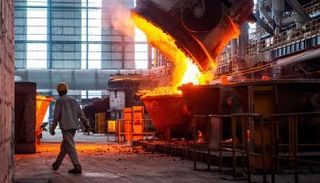 الصناعات المسببة لانبعاثات الكربون