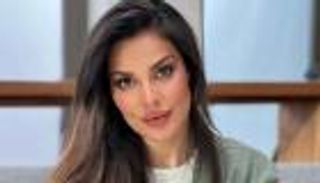 نادين نسيب نجيم تسقط أرضا في حدث عالمي