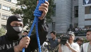 من تنفيذ حكم إعدام سابق في إيران