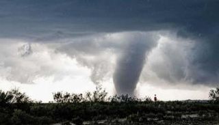 إعصار - أرشيفية