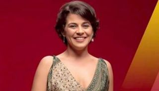 الفنانة المصرية منى هلا