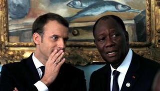 الرئيس الإيفواري الحسن واتارا ونظيره الفرنسي إيمانويل ماكرون - أرشيفية