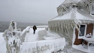 شتاء استثنائي يهدد الولايات المتحدة