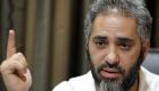 فضل شاكر والجيش اللبناني: القصة الكاملة للتهم والأحكام منذ أزمة عبرا وحتى المحاكمة