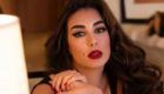 صور جديدة لياسمين صبري من باريس تشعل مواقع التواصل