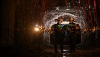 حادث منجم جراسبيرج في إندونيسيا