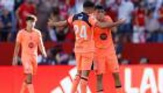 من بيدري ليامال ورافينيا.. لماذا سقط برشلونة في الدوري والأبطال؟