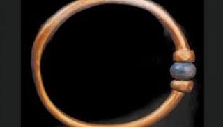 أسورة المتحف المصري