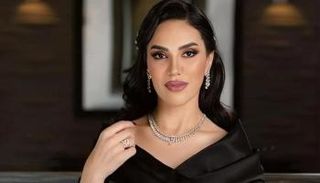 الفنانة مي فاروق