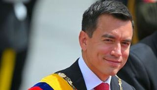 دانييل نوبوا  رئيس الإكوادور 