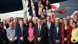 ستارمر «المأزوم» يبحث عن خلاصه في الهند