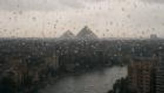 الأمطار تقترب من القاهرة.. وانخفاض في درجات الحرارة