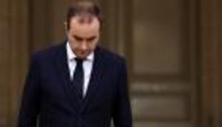 رئيس الوزراء الفرنسي المستقيل: مهمتي انتهت