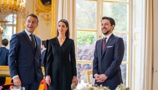 الأمير الحسين والأميرة رجوة والرئيس الفرنسي ماكرون