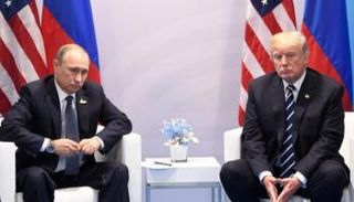ترامب وبوتين في لقاء سابق