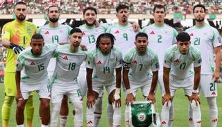 لاعبو منتخب الجزائر