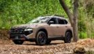 نيسان تبحث عن شريك لإطلاق «روج» الكهربائية الرياضية