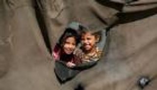 توقيت التوقيع وتسليم الرهائن.. تفاصيل المرحلة الأولى من اتفاق غزة