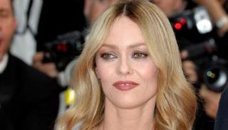 النجمة الفرنسية فانيسا بارادي