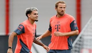 هاري كين ولويس دياز