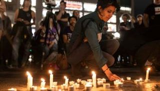 وقفة في مانهاتن على أرواح ضحايا الحرب 