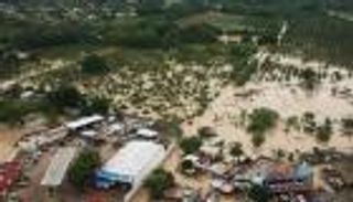 مقتل أكثر من 40 شخصا جراء فيضانات وانهيارات أرضية في المكسيك