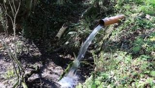  تسربات الصرف الصحي تلوّث أنهار وبحيرات بريطانيا