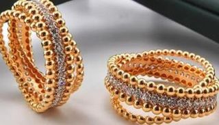 مشغولات ذهبية