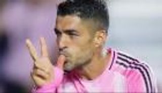 600 هدف.. لويس سواريز يحتفي بإنجاز تاريخي