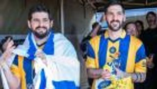 حماس تسلم الصليب الأحمر جثامين 4 من أصل 28 رهينة أموات