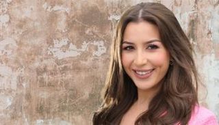 الفنانة جنات