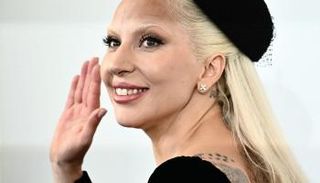 النجمة ليدي غاغا