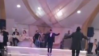 وفاة المغني التركي يُكسل قادر في حفل زفاف