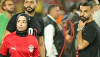 محمد صلاح وزوجته