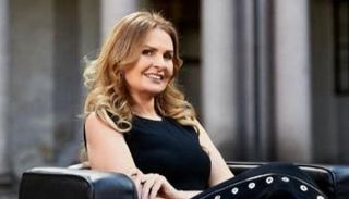 النجمة المصرية يسرا