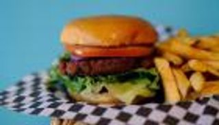 خسائر تفوق 99% وديون تهدد بالإفلاس.. انهيار شركة «بيوند ميت» للحوم النباتية