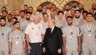 عبد المجيد تبون وفلاديمير بيتكوفيتش