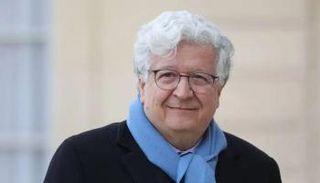 الخبير الاقتصادي الفرنسي إيلي كوهين