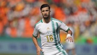 النجم الجزائري محمد الأمين عمورة