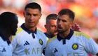 «رونالدو خدعني».. إينيغو مارتينيز  يكشف عن أسرار برشلونة وفليك