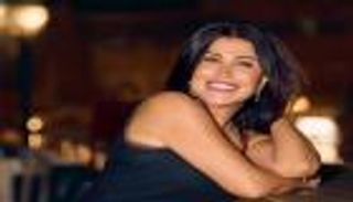 بالكاجوال المكشوف.. جومانا مراد تثير ليل مهرجان الجونة