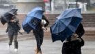 عواصف عنيفة وموجة حر قياسية.. تحذيرات لملايين الأستراليين