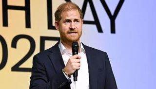 الأمير هاري خلال مهرجان "مشروع العقول السليمة"